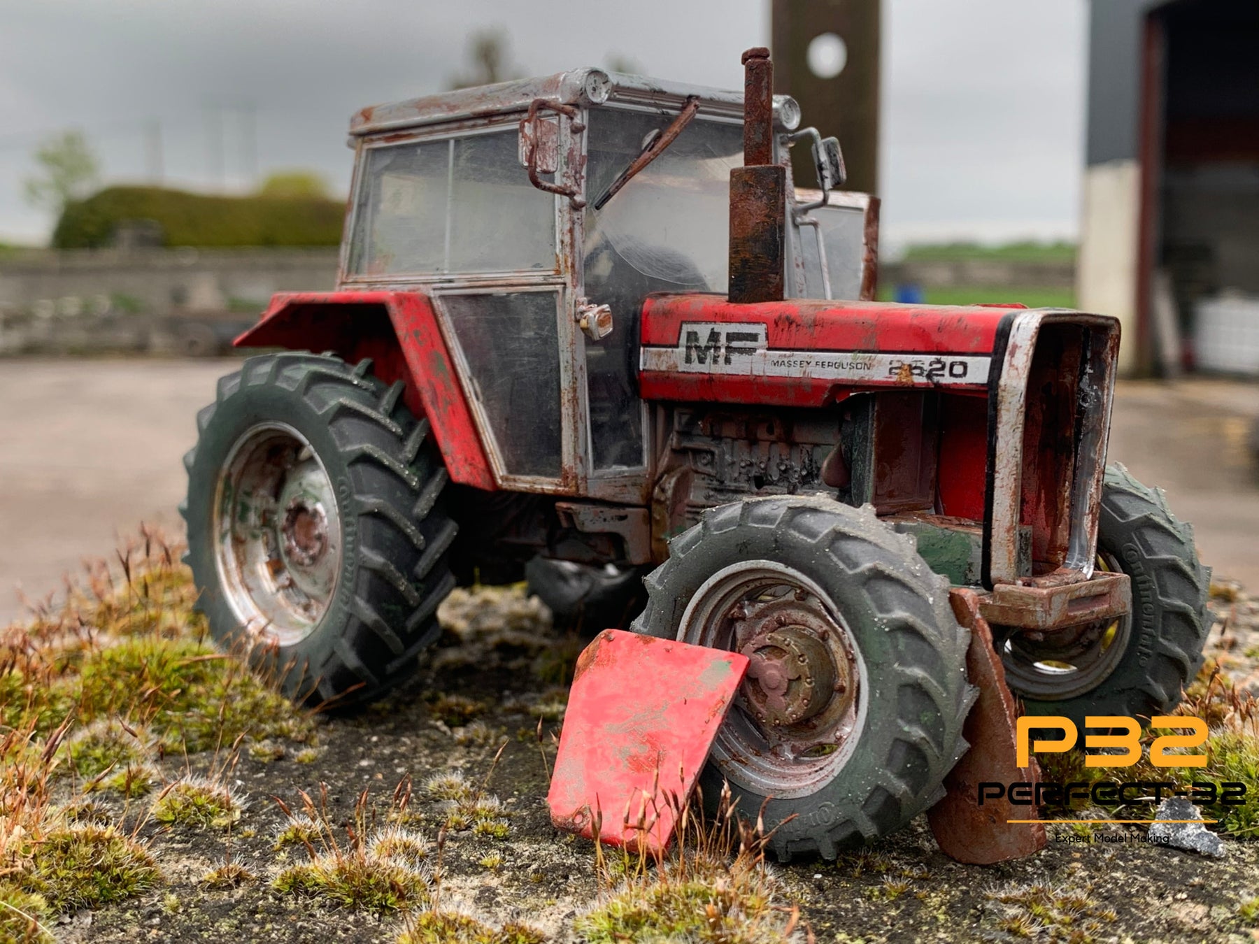 Mf Models Issue MF 2620 – Perfect 32 Models